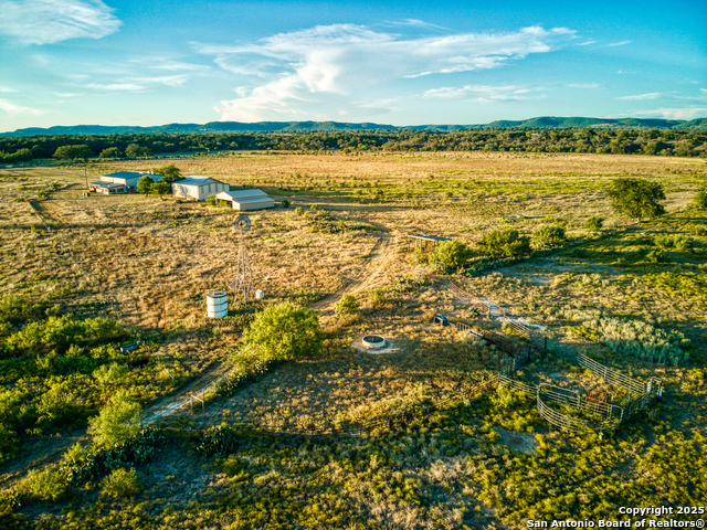 Image 42 of 50 For 192 Fm 2828  