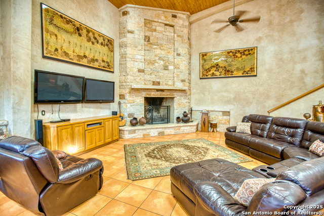 Image 9 of 50 For 192 Fm 2828  