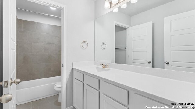 Image 18 of 23 For 15423 Proteus