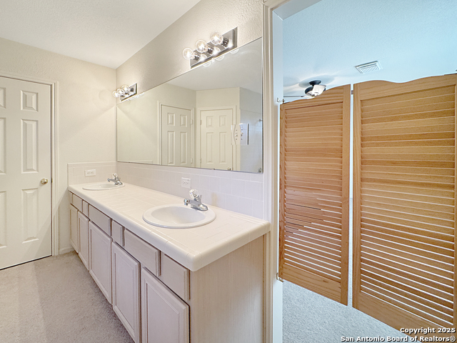 Image 24 of 45 For 4575 Tanglewood Trl