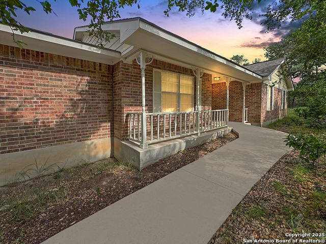 Image 3 of 45 For 4575 Tanglewood Trl