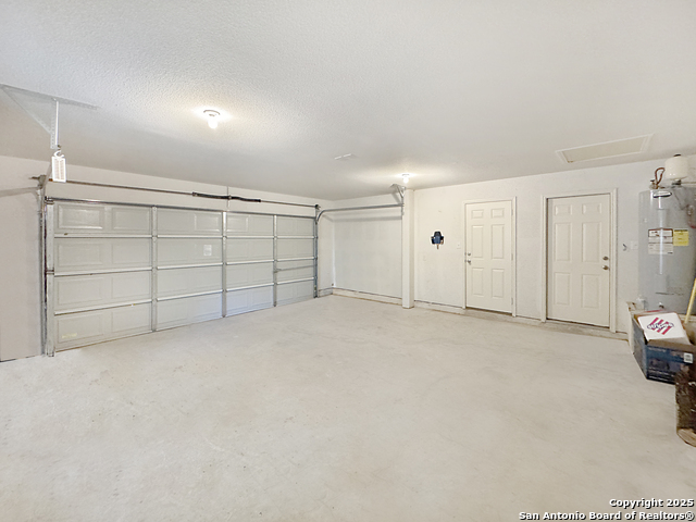 Image 33 of 45 For 4575 Tanglewood Trl