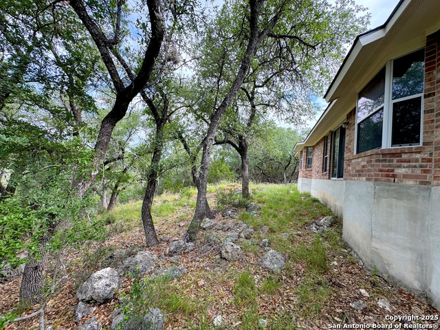 Image 41 of 45 For 4575 Tanglewood Trl