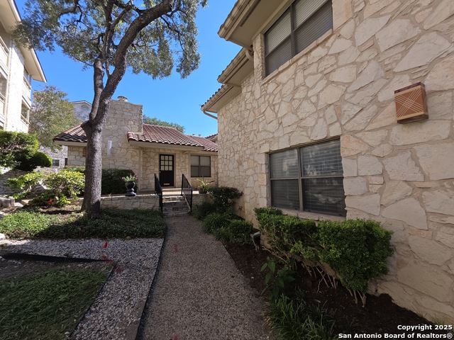 Image 26 of 35 For 7738 Chambers 304c