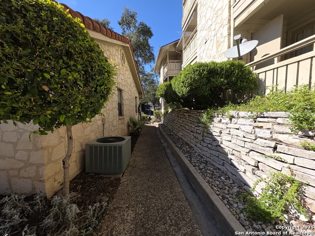 Image 27 of 35 For 7738 Chambers 304c