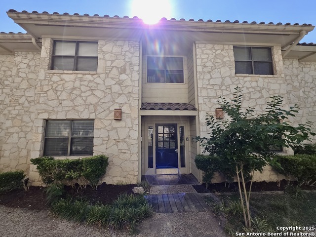 Image 3 of 35 For 7738 Chambers 304c