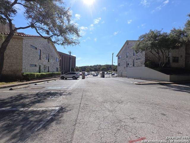 Image 7 of 35 For 7738 Chambers 304c