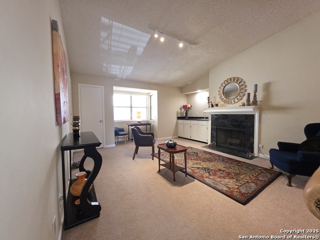 Image 9 of 35 For 7738 Chambers 304c