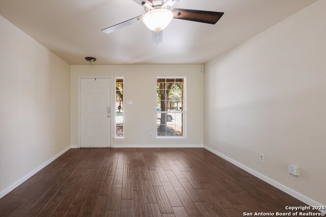 Image 6 of 22 For 7371 Lyia Branch