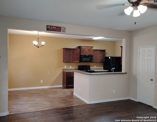 Image 5 of 11 For 3911 Southern