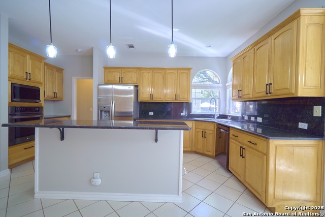Image 17 of 46 For 15808 Mission Ridge