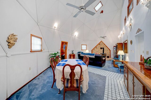 Image 19 of 52 For 448 Red Rock Road