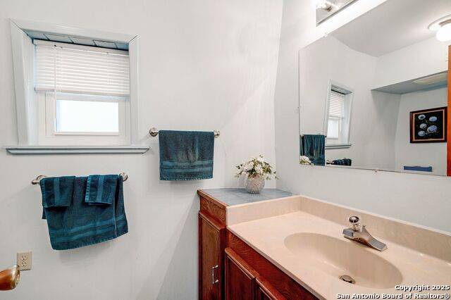 Image 37 of 52 For 448 Red Rock Road