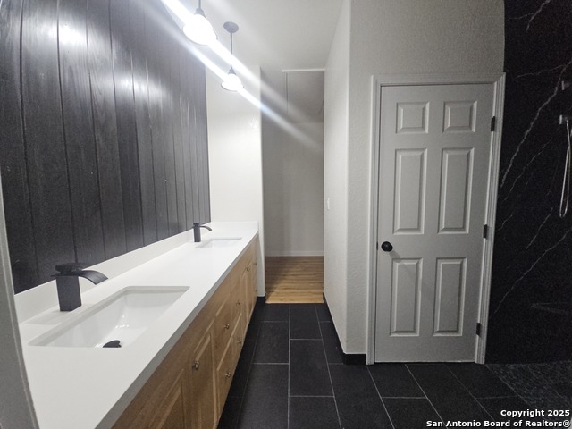 Listing photo id 12 for 12611 Sandtrap