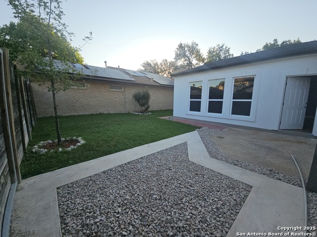 Listing photo id 3 for 12611 Sandtrap