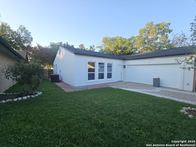 Listing photo id 4 for 12611 Sandtrap