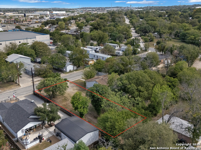 Listing photo id 10 for 126 Rene Avenue