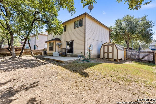 Image 10 of 35 For 10711 Manor Creek