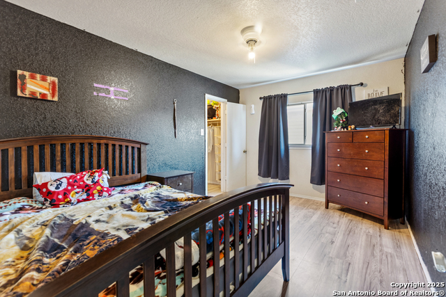 Image 14 of 35 For 10711 Manor Creek