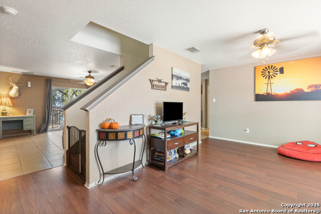 Image 24 of 35 For 10711 Manor Creek