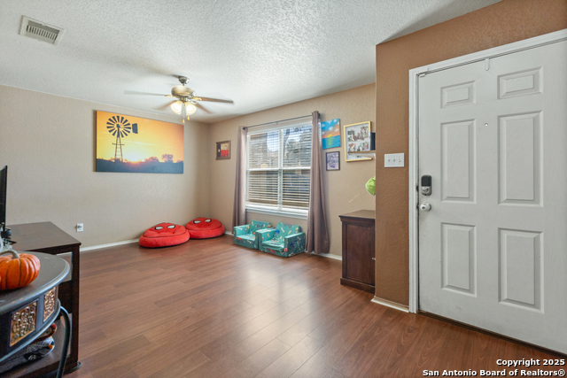 Image 25 of 35 For 10711 Manor Creek