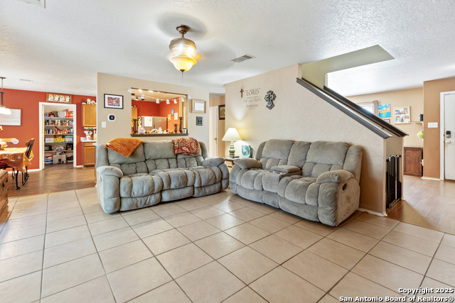 Image 27 of 35 For 10711 Manor Creek