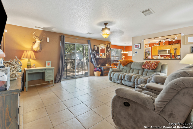 Image 28 of 35 For 10711 Manor Creek