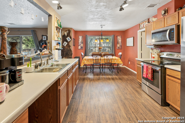 Image 31 of 35 For 10711 Manor Creek