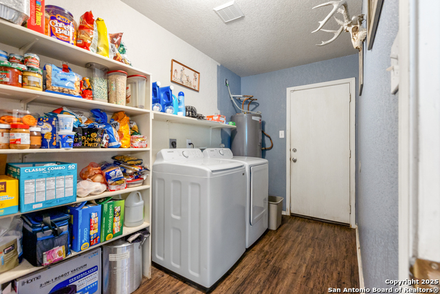 Image 5 of 35 For 10711 Manor Creek