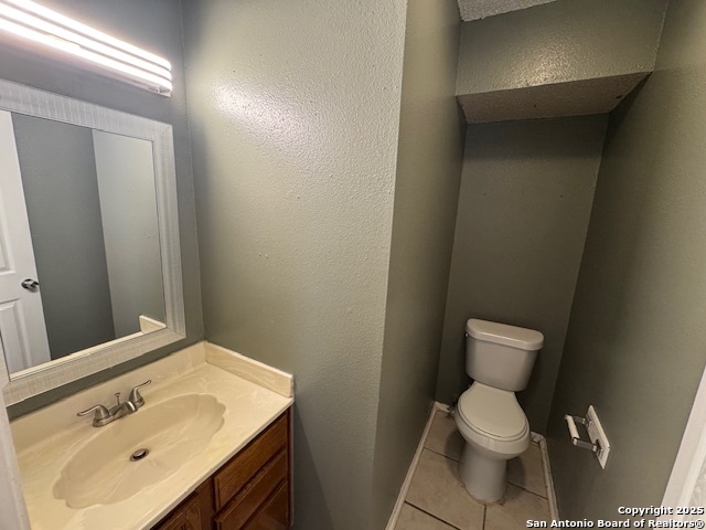 Image 8 of 20 For 10010 Amber Field