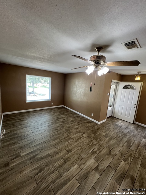 Image 7 of 24 For 5614 Granger