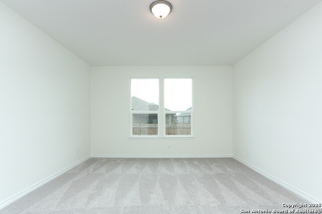 Image 21 of 26 For 5230 Anzueto