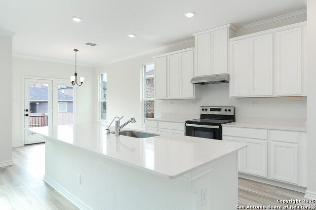 Image 5 of 26 For 5230 Anzueto