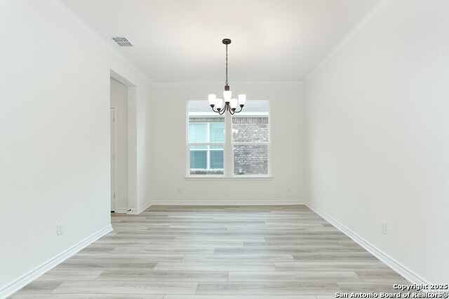 Image 9 of 26 For 5230 Anzueto