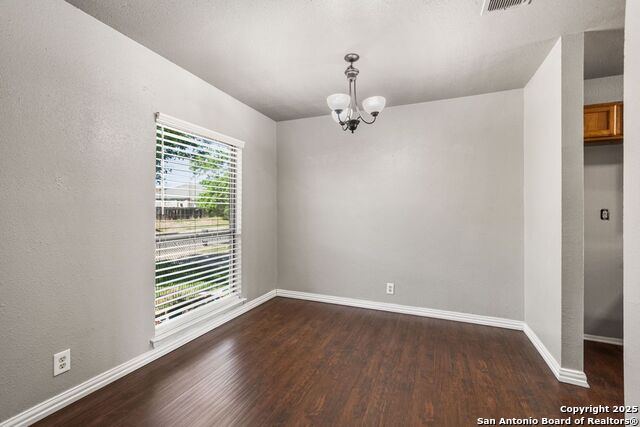 Image 9 of 34 For 10210 Dugas