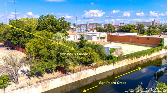 Listing photo id 46 for 922-926 Laredo St S