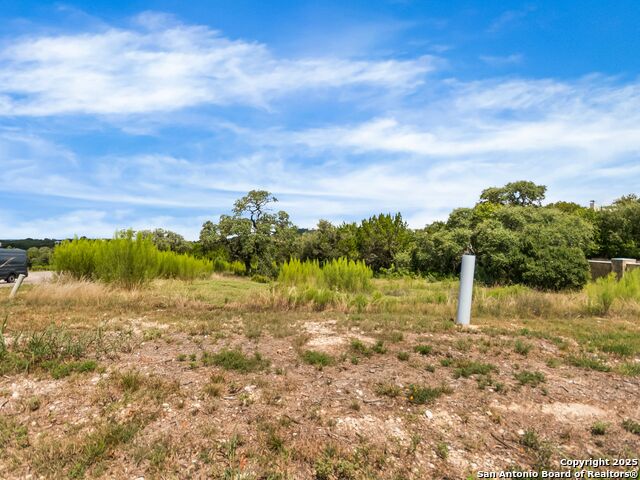 Image 13 of 29 For 7 Dominion Meadows