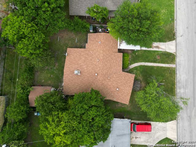 Image 4 of 5 For 5822 Gabor Dr