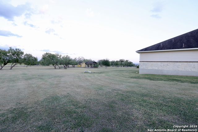 Image 33 of 34 For 123 Colette  