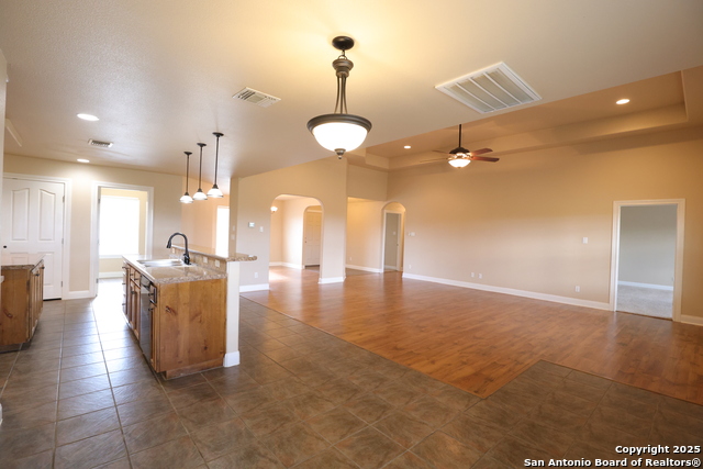 Image 9 of 34 For 123 Colette  