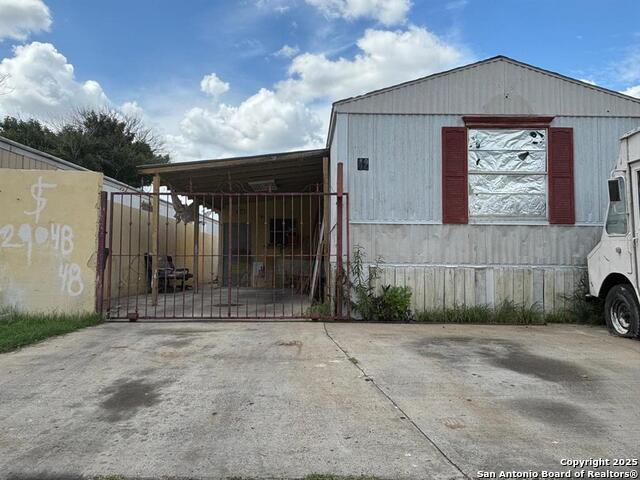 Details for 6319 Creosote Lp, Laredo, TX 78043
