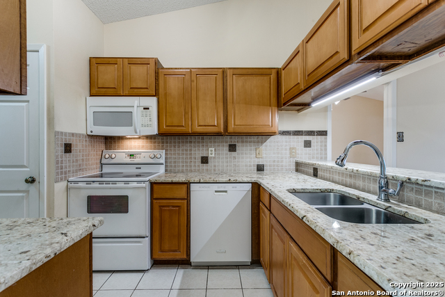 Image 10 of 25 For 9018 Woburn  