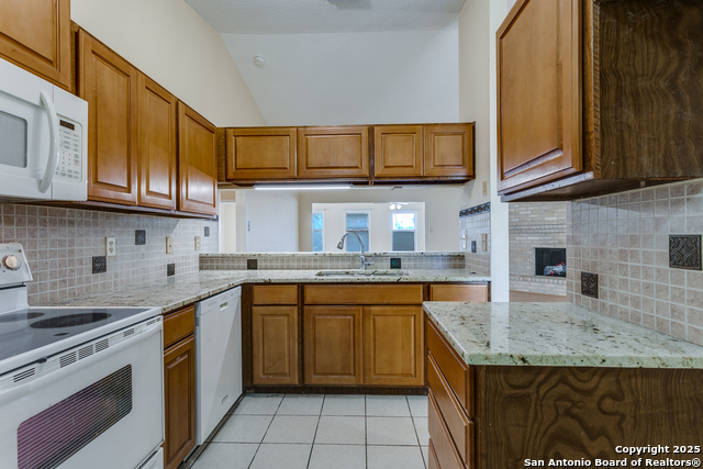 Image 12 of 25 For 9018 Woburn  