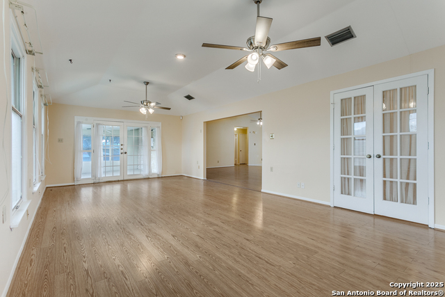 Image 14 of 25 For 9018 Woburn  