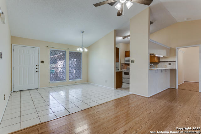 Image 4 of 25 For 9018 Woburn  