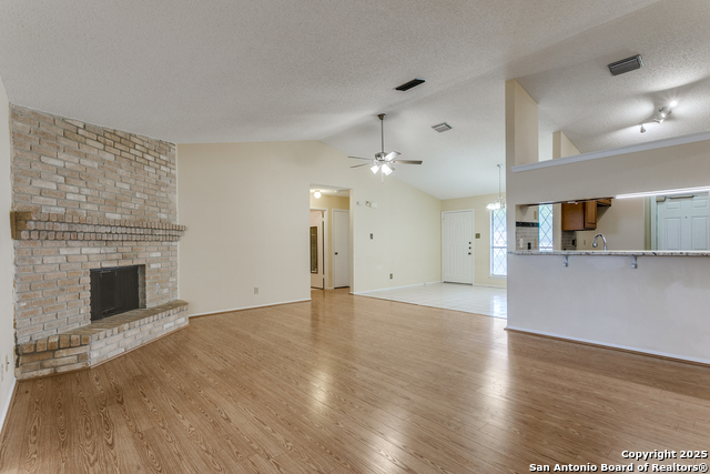 Image 9 of 25 For 9018 Woburn  