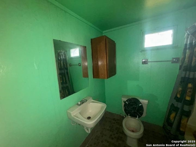 Image 12 of 35 For 201 Vidaurri Ave