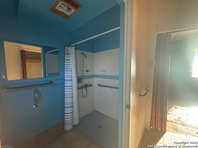 Image 14 of 35 For 201 Vidaurri Ave