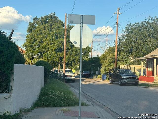 Image 16 of 35 For 201 Vidaurri Ave