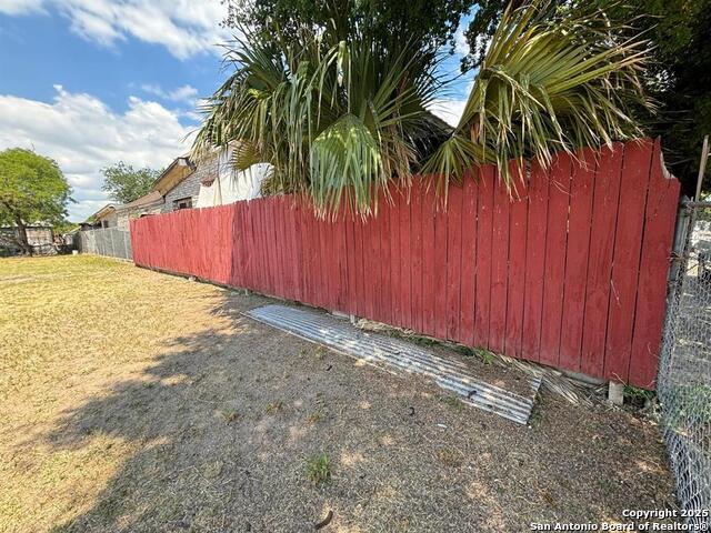 Image 31 of 35 For 201 Vidaurri Ave